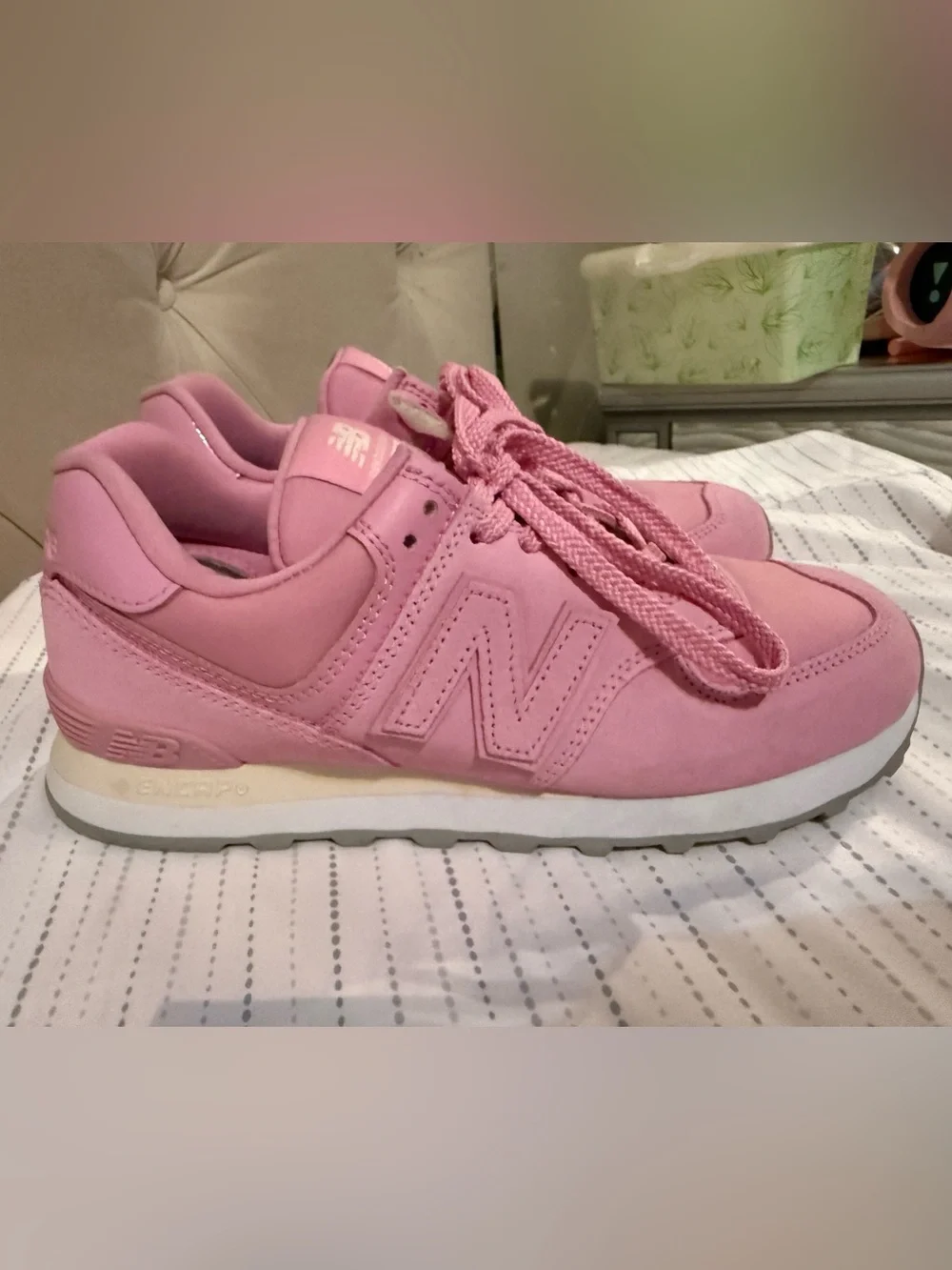New Balance 574 pink sugar Lace-Up Sneakers 7.5